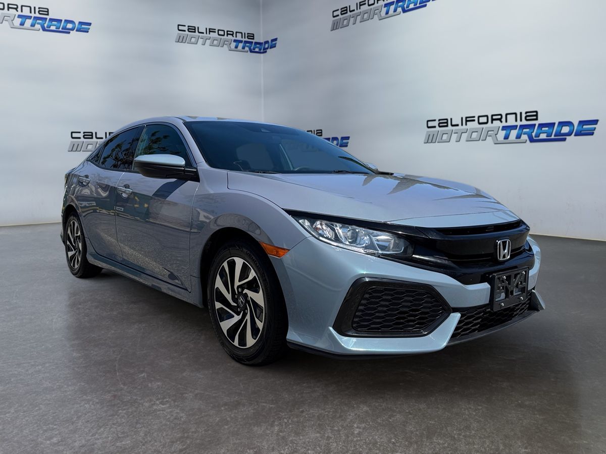 2019 Honda Civic Hatchback LX photo 3