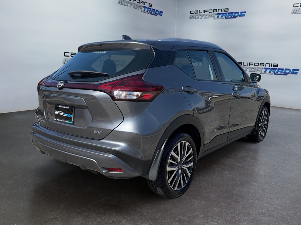 2024 Nissan Kicks SV photo 4