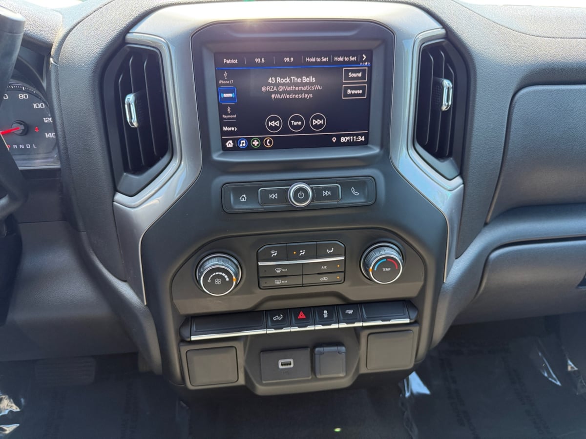 2020 Chevrolet Silverado 1500 Custom photo 14