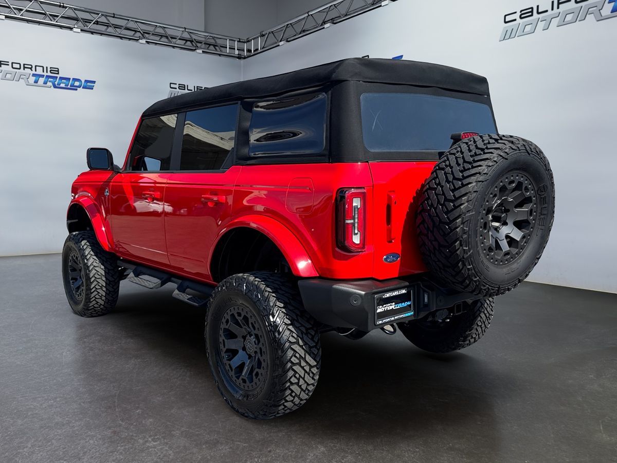 2023 Ford Bronco Base photo 7