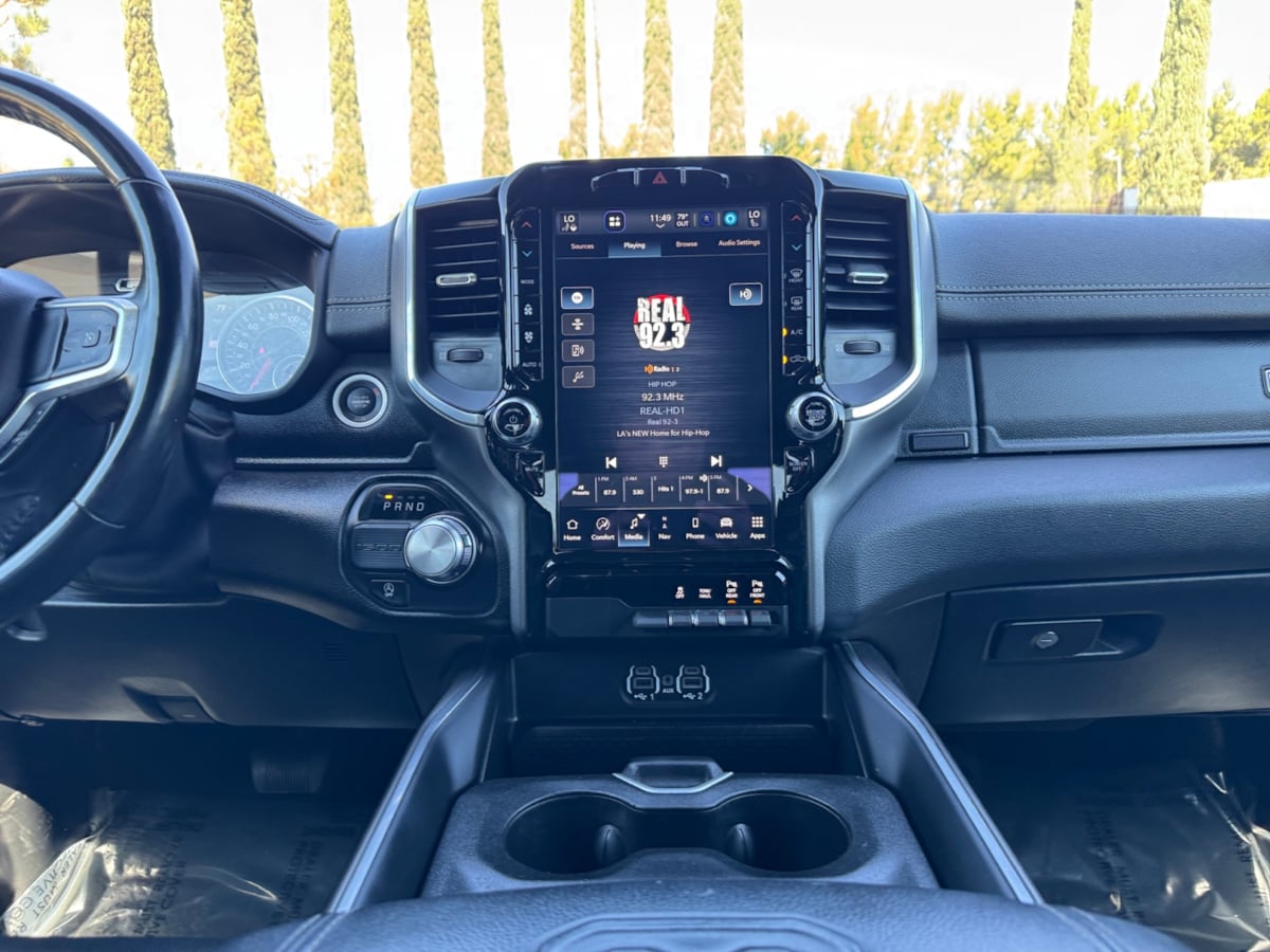 2022 Ram 1500 Laramie photo 13