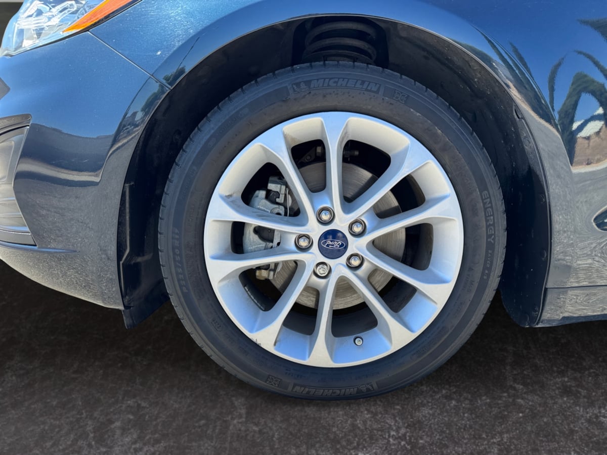 2020 Ford Fusion Hybrid SE photo 6