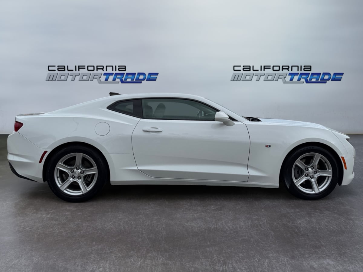 2023 Chevrolet Camaro 1LS 1LT photo 4