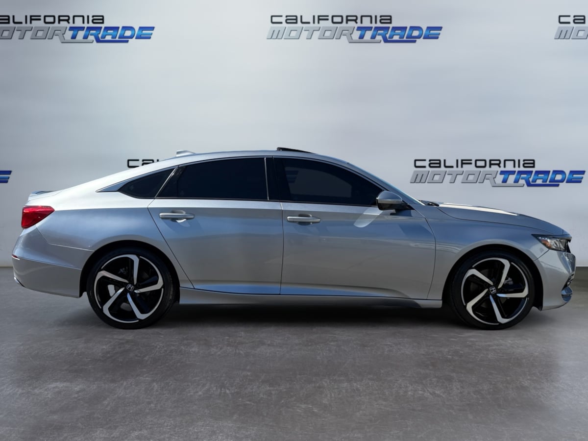 2020 Honda Accord Sport photo 4