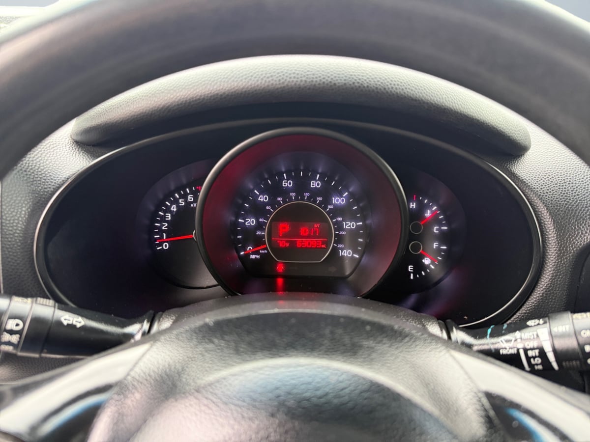 2016 Kia Soul Base photo 12