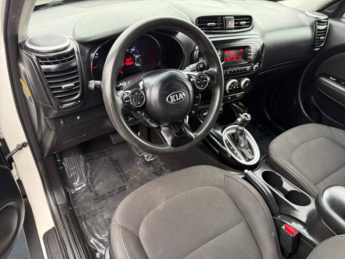 2016 Kia Soul Base photo 14