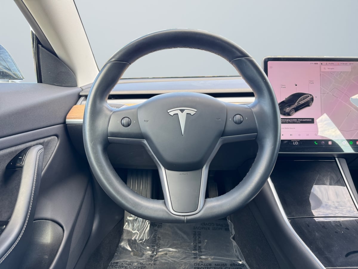 2019 Tesla Model 3 Plus photo 11