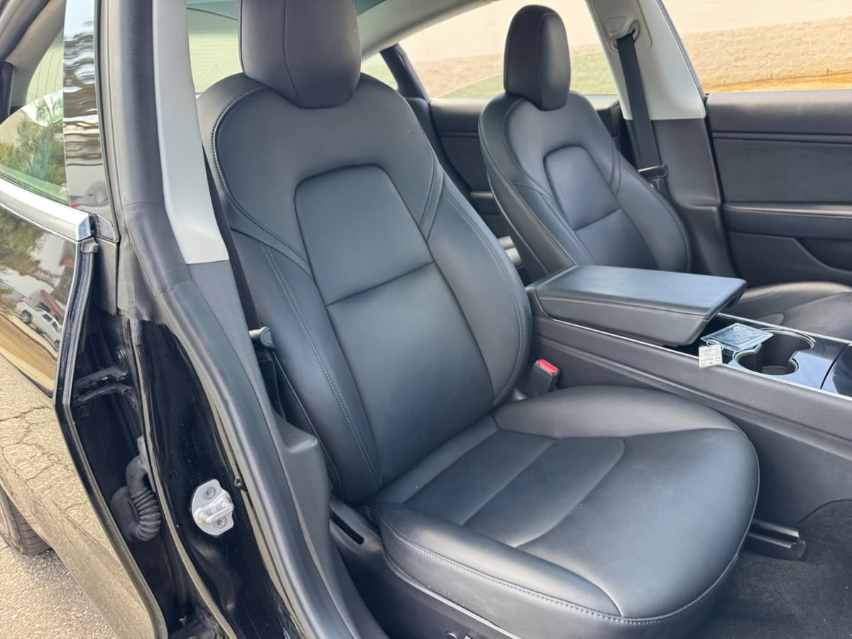 2019 Tesla Model 3 Plus photo 20