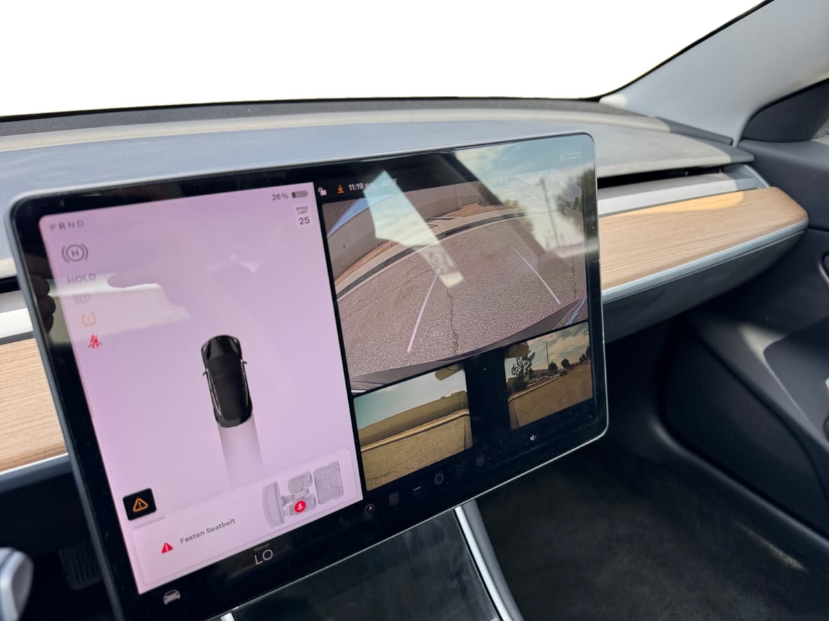2019 Tesla Model 3 Plus photo 13