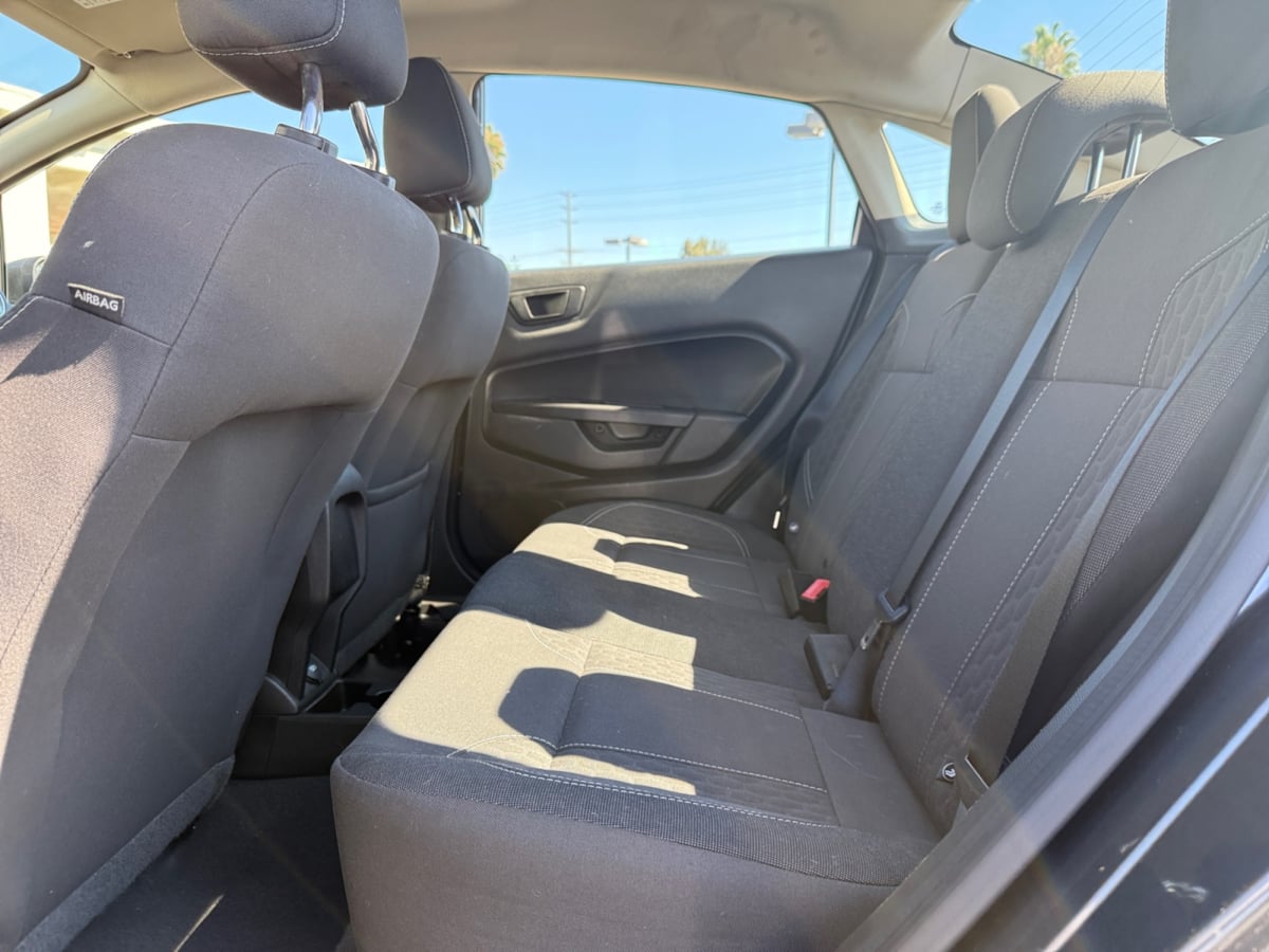 2019 Ford Fiesta SE photo 16