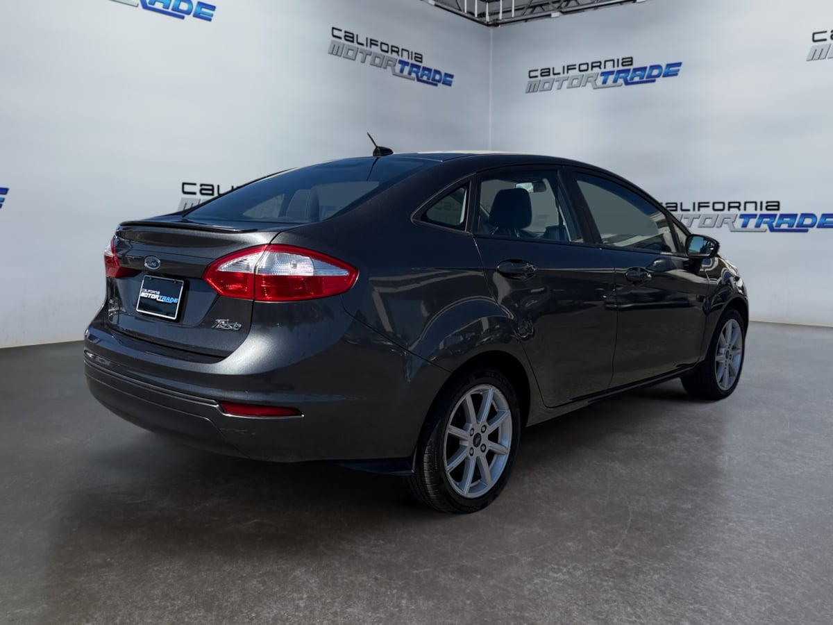 2019 Ford Fiesta SE photo 5
