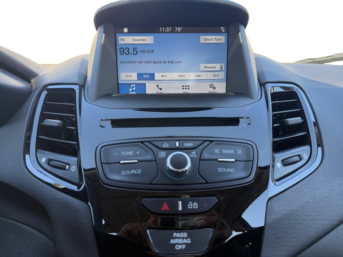 2019 Ford Fiesta SE photo 14