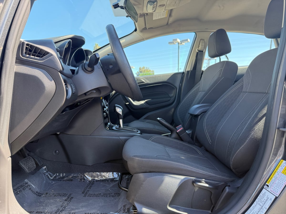 2019 Ford Fiesta SE photo 15