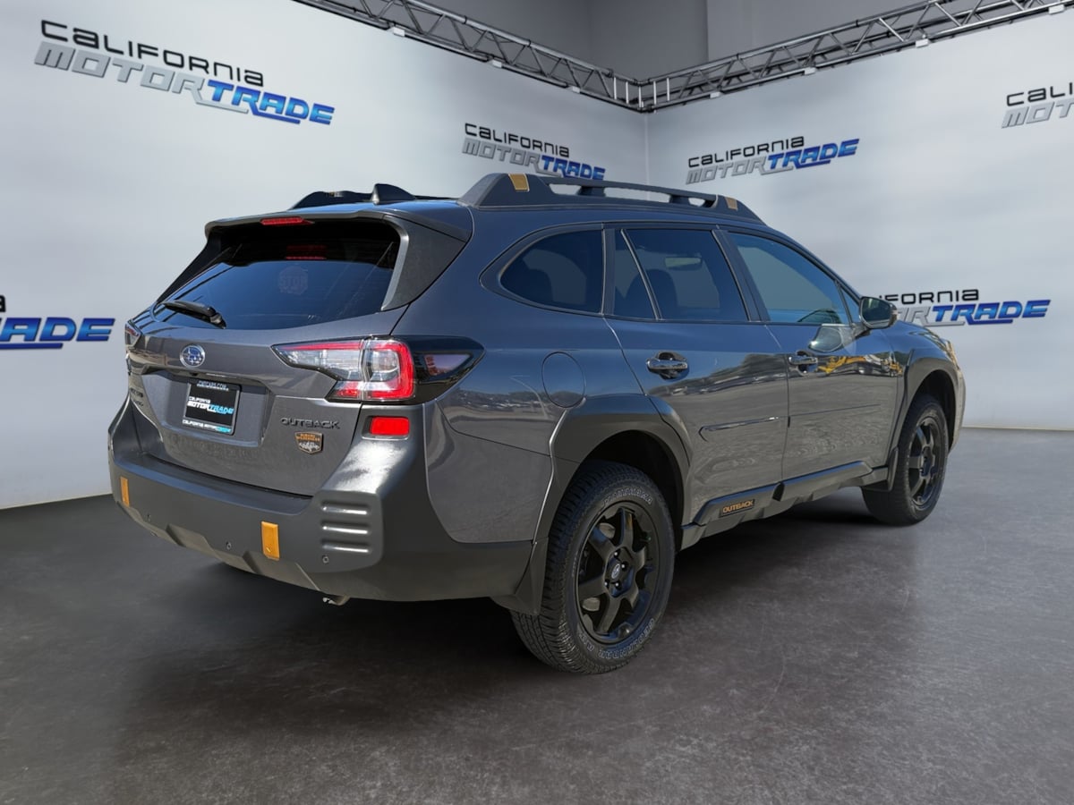 2025 Subaru Outback Wilderness photo 2