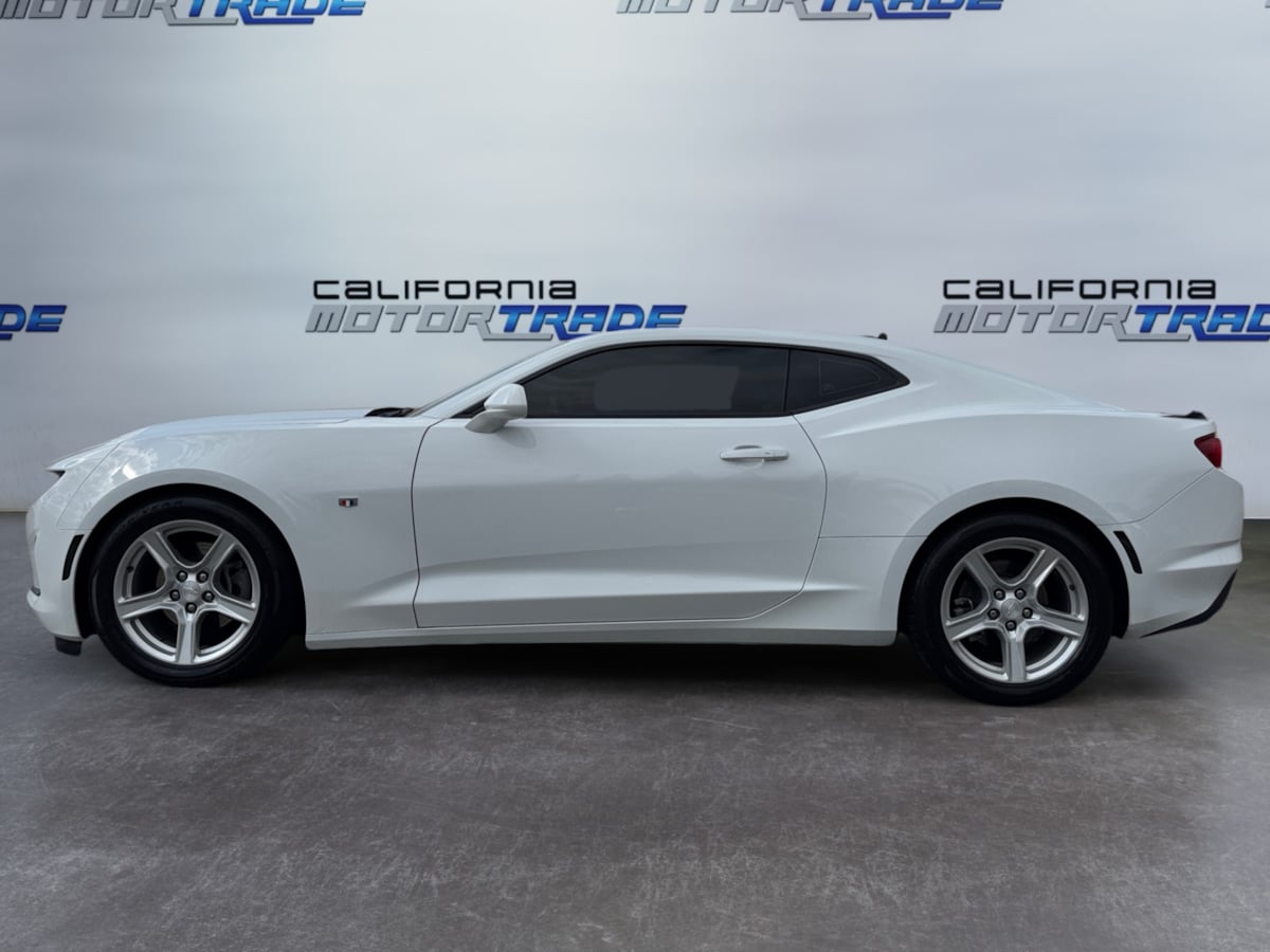 2024 Chevrolet Camaro 1LT photo 8