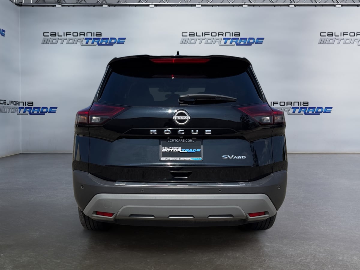 2022 Nissan Rogue SV photo 6
