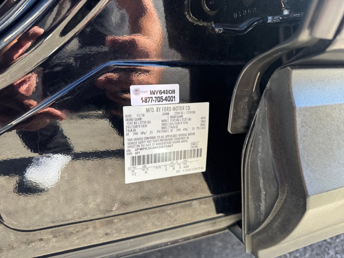2019 Ford Edge Titanium photo 22