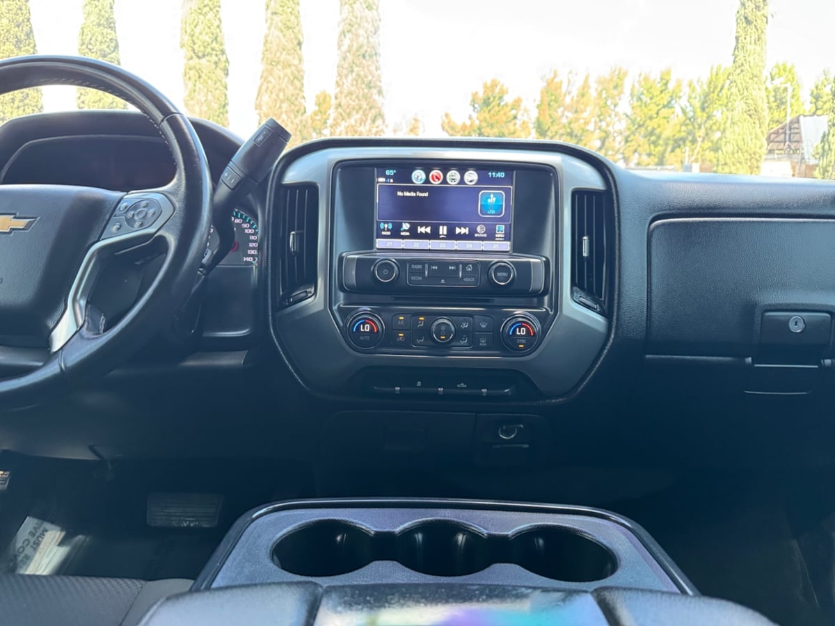 2018 Chevrolet Silverado 1500 LT photo 15