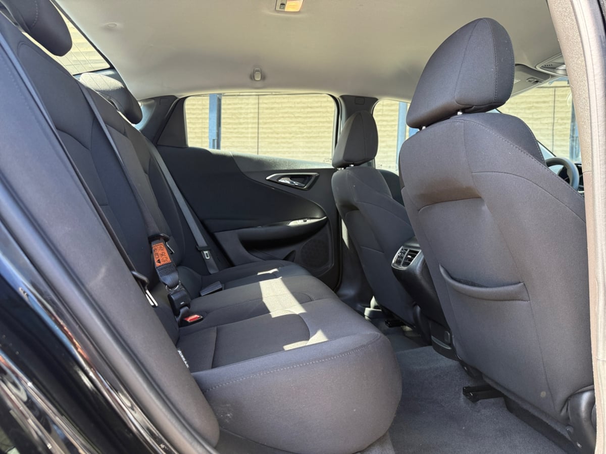 2023 Chevrolet Malibu 1LT photo 16