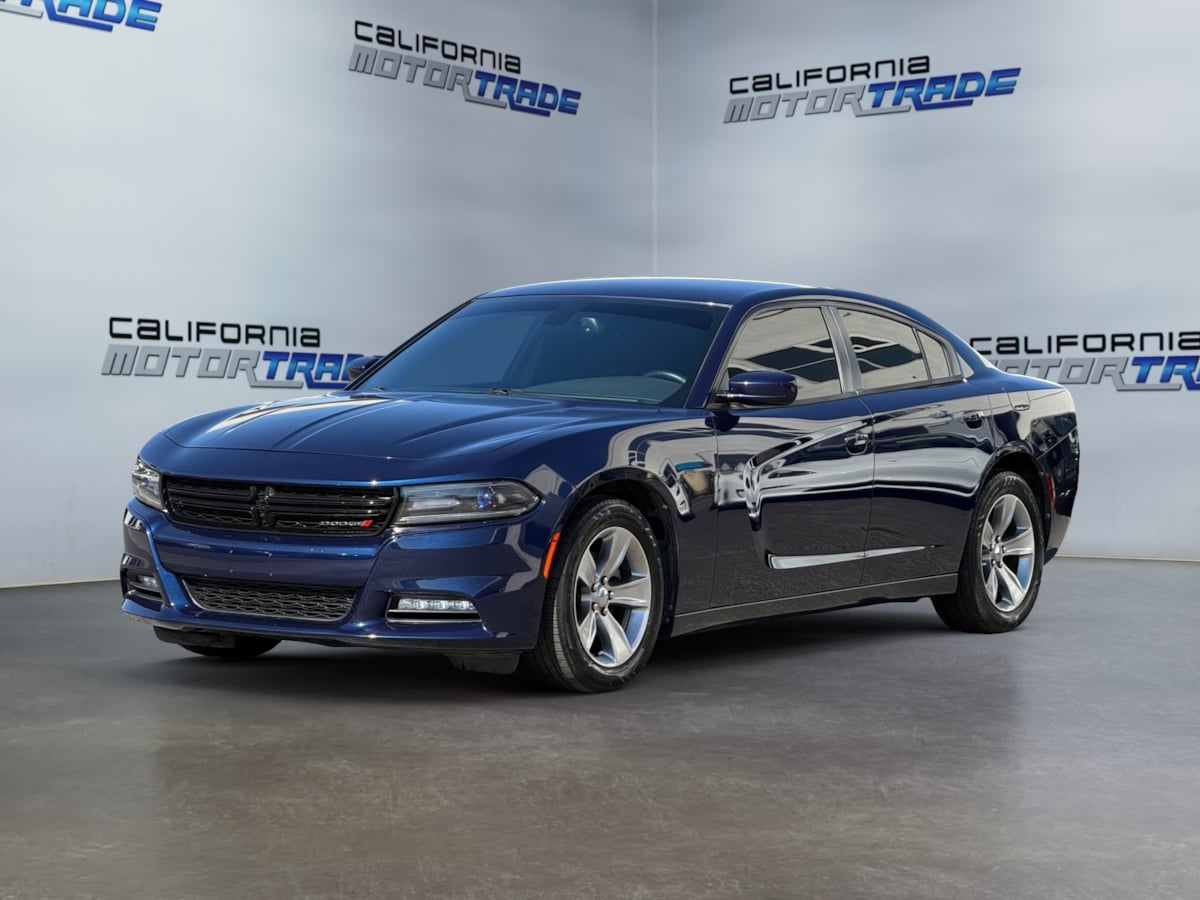 2016 Dodge Charger SXT photo 8
