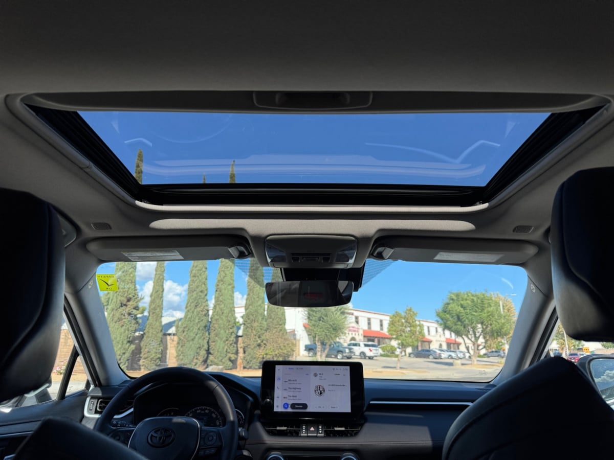 2023 Toyota RAV4 TRD photo 16