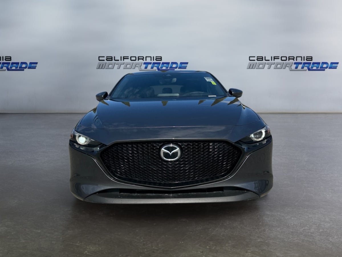 2022 Mazda Mazda3 Hatchback Premium photo 2