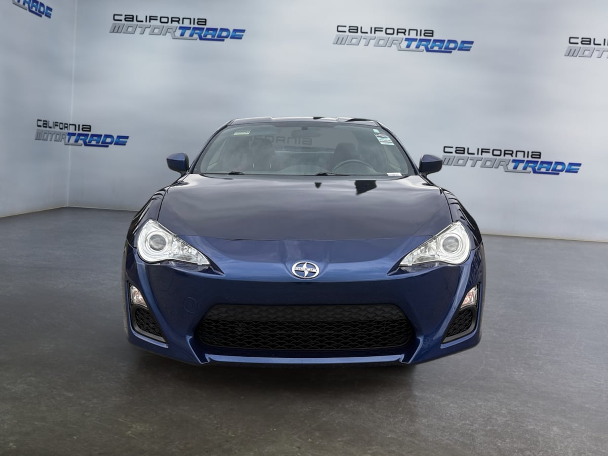 2013 Scion FR-S photo 2
