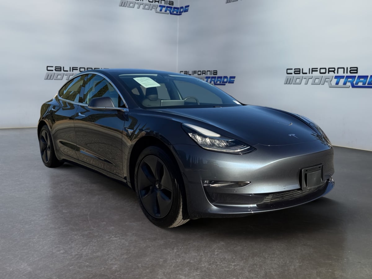 2017 Tesla Model 3 photo 3