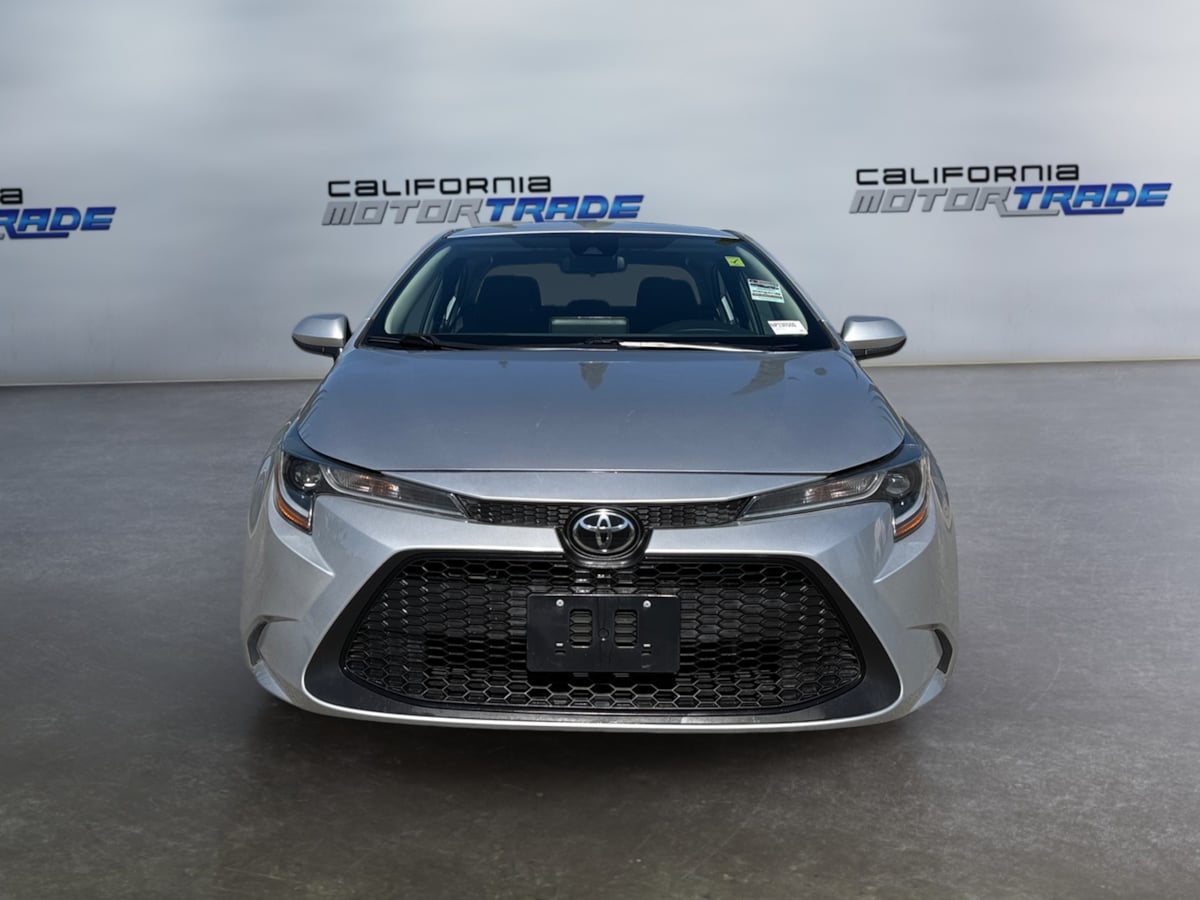 2022 Toyota Corolla LE photo 2