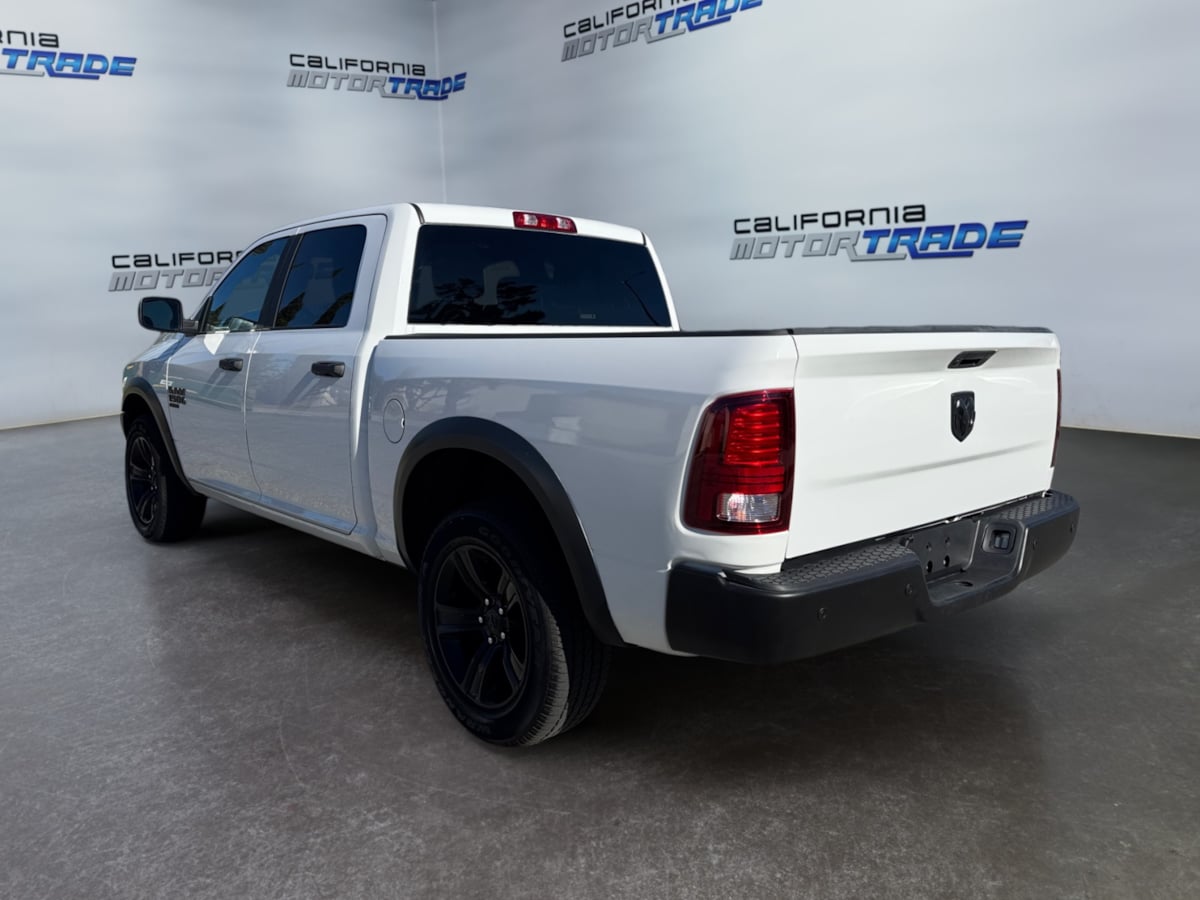 2024 Ram 1500 Classic Warlock photo 4