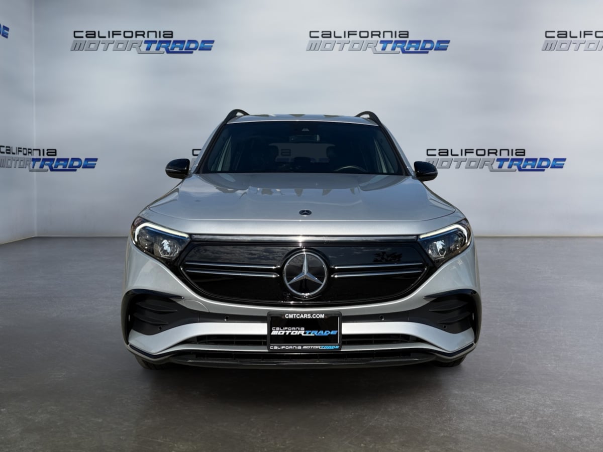 2023 Mercedes Benz EQB 300 4MATIC photo 2