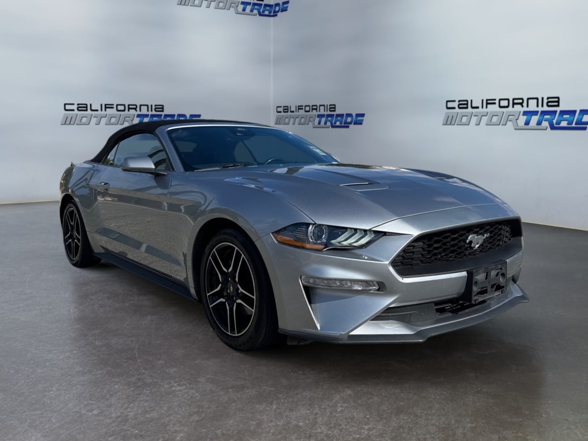 2023 Ford Mustang EcoBoost Premium photo 3