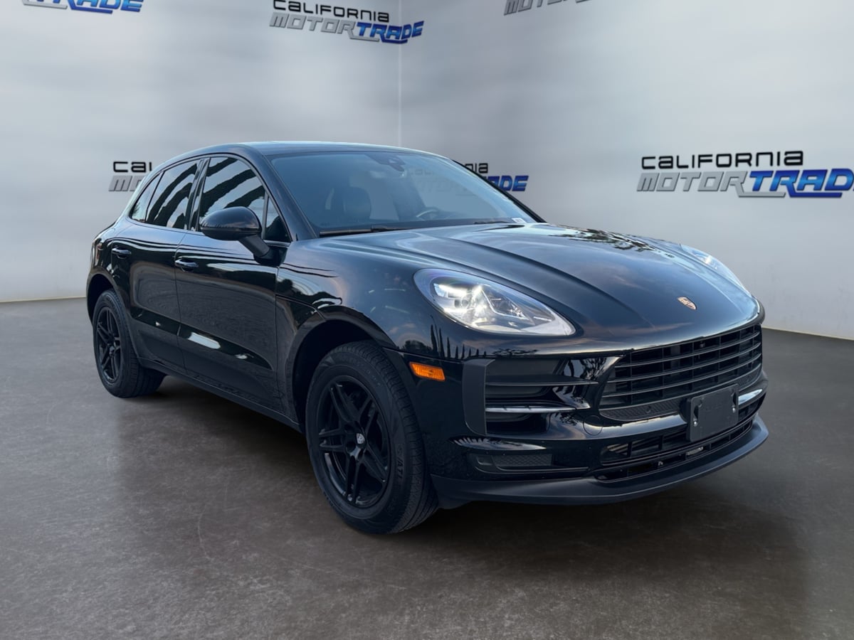 2020 Porsche Macan photo 3