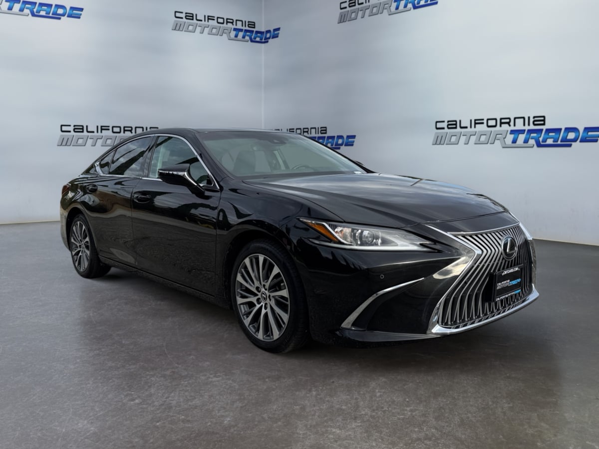 2019 Lexus ES 350 photo 3