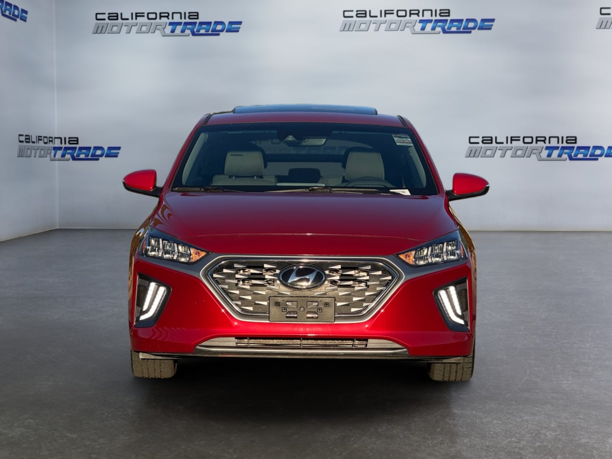 2020 Hyundai Ioniq SEL photo 2