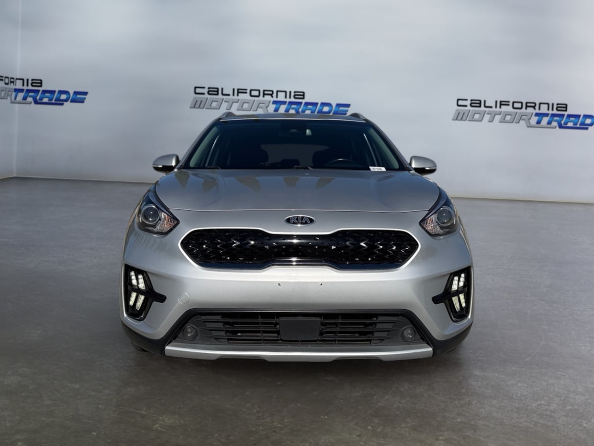 2020 Kia Niro Touring photo 2