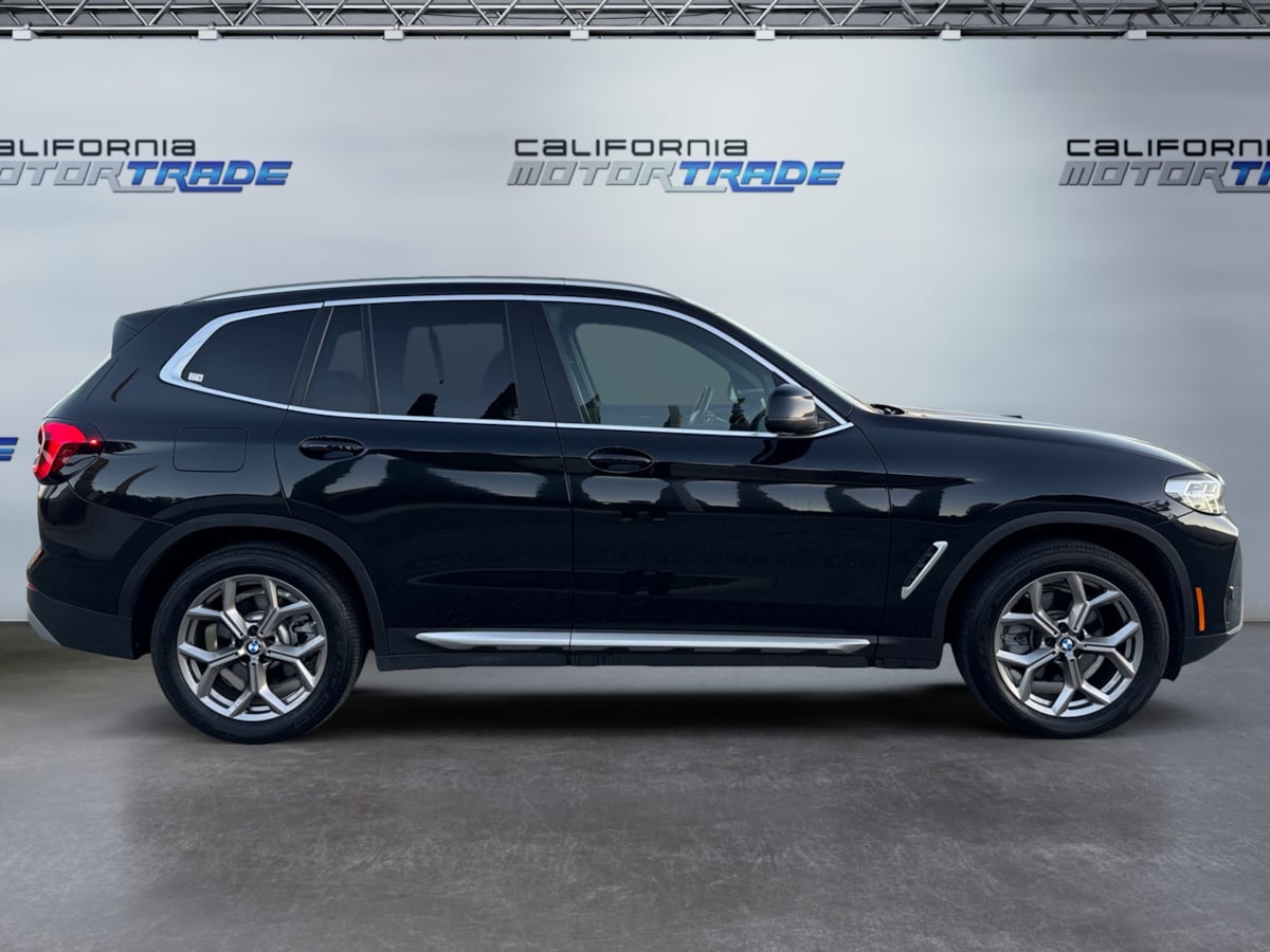 2022 BMW X3 30i - Photo 4