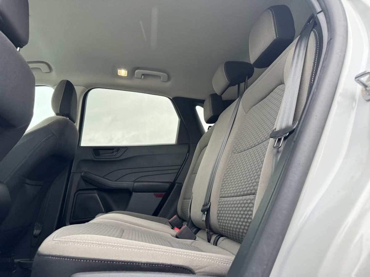 2022 Ford Escape SE - Photo 18