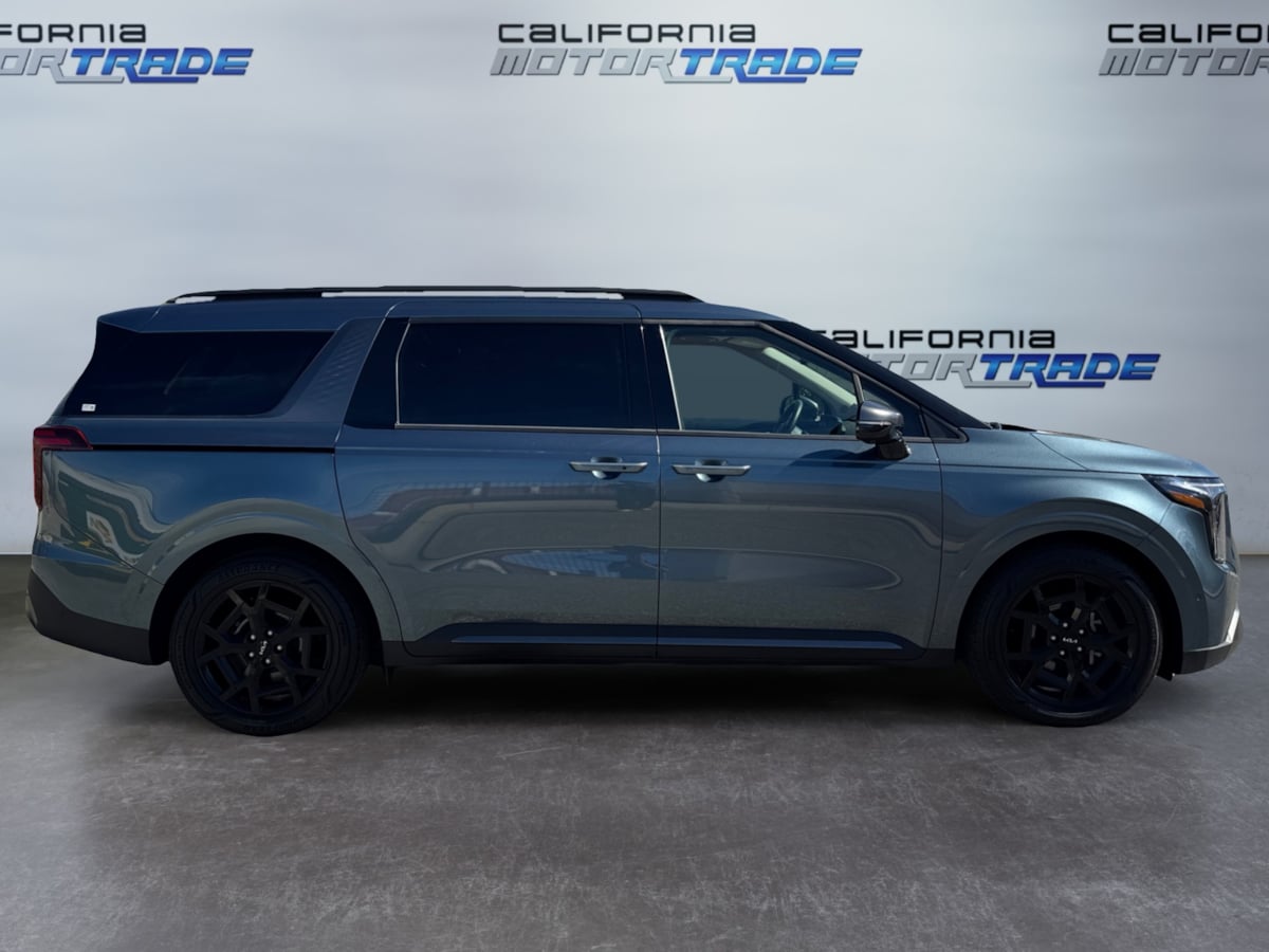 2025 Kia Carnival SX Prestige - Photo 4