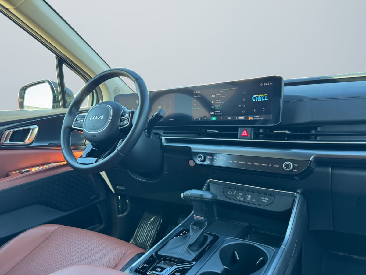 2025 Kia Carnival SX Prestige - Photo 14