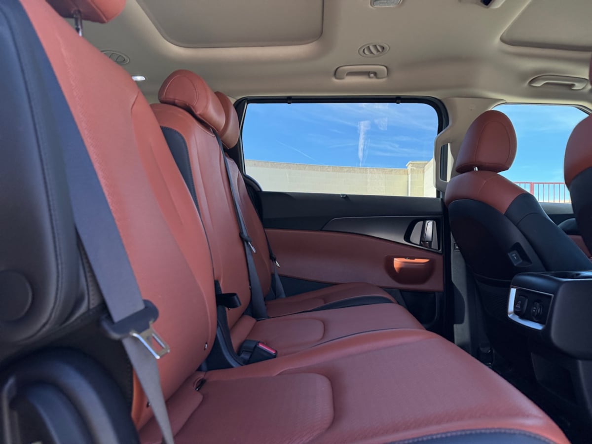 2025 Kia Carnival SX Prestige - Photo 19