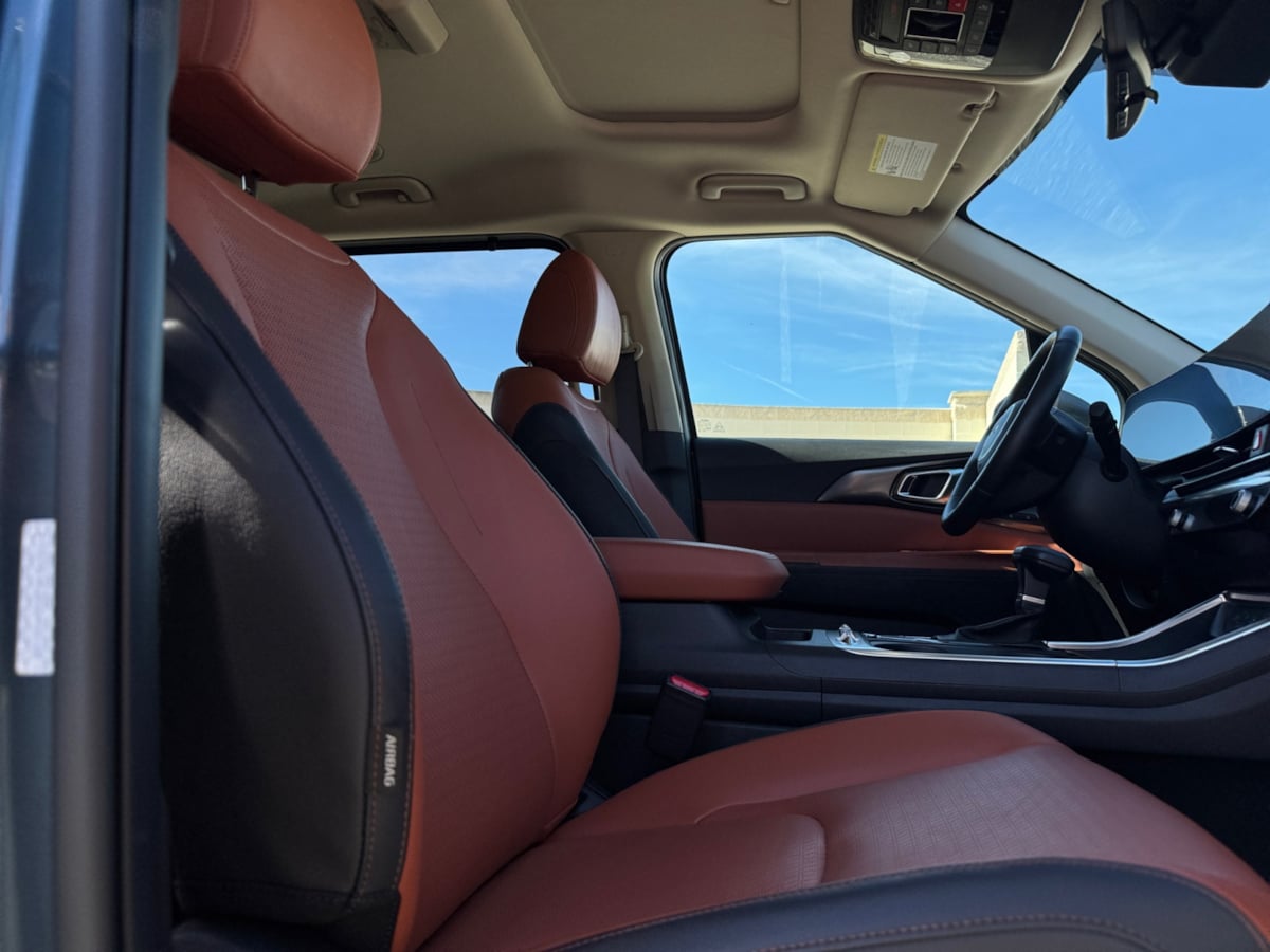 2025 Kia Carnival SX Prestige - Photo 20