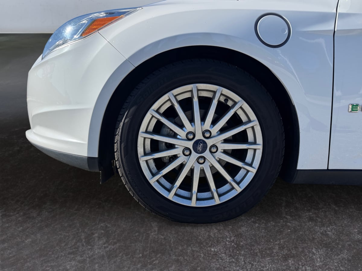 2015 Ford Focus Electric - Photo 9