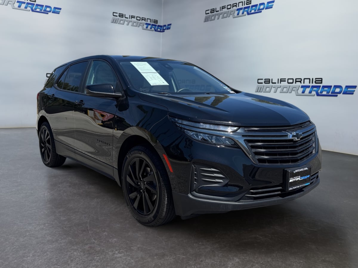 View vehicle photo 3