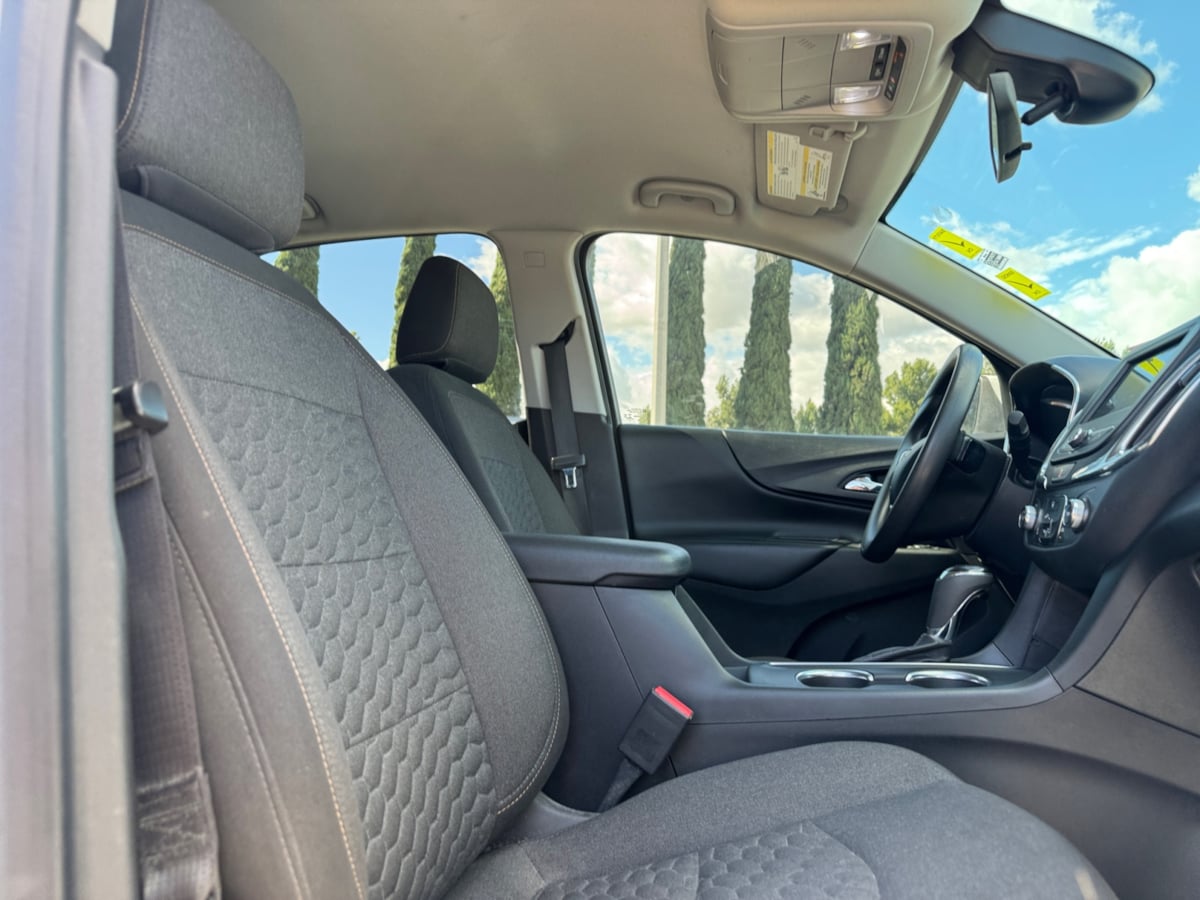 2021 Chevrolet Equinox LT - Photo 19