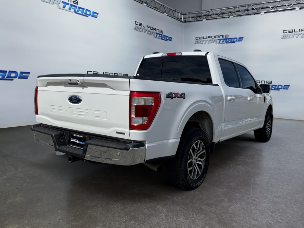 View vehicle photo 5