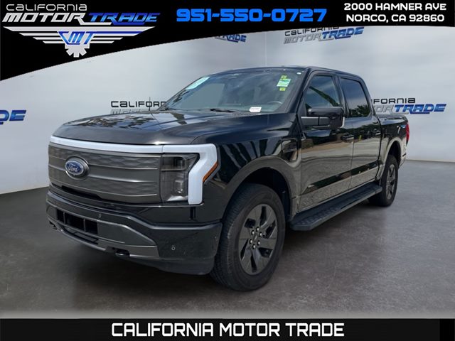 Agate Black 2022 Ford F-150 Lightning Lariat SuperCrew AWD Pickup Truck All-Wheel Drive Automatic