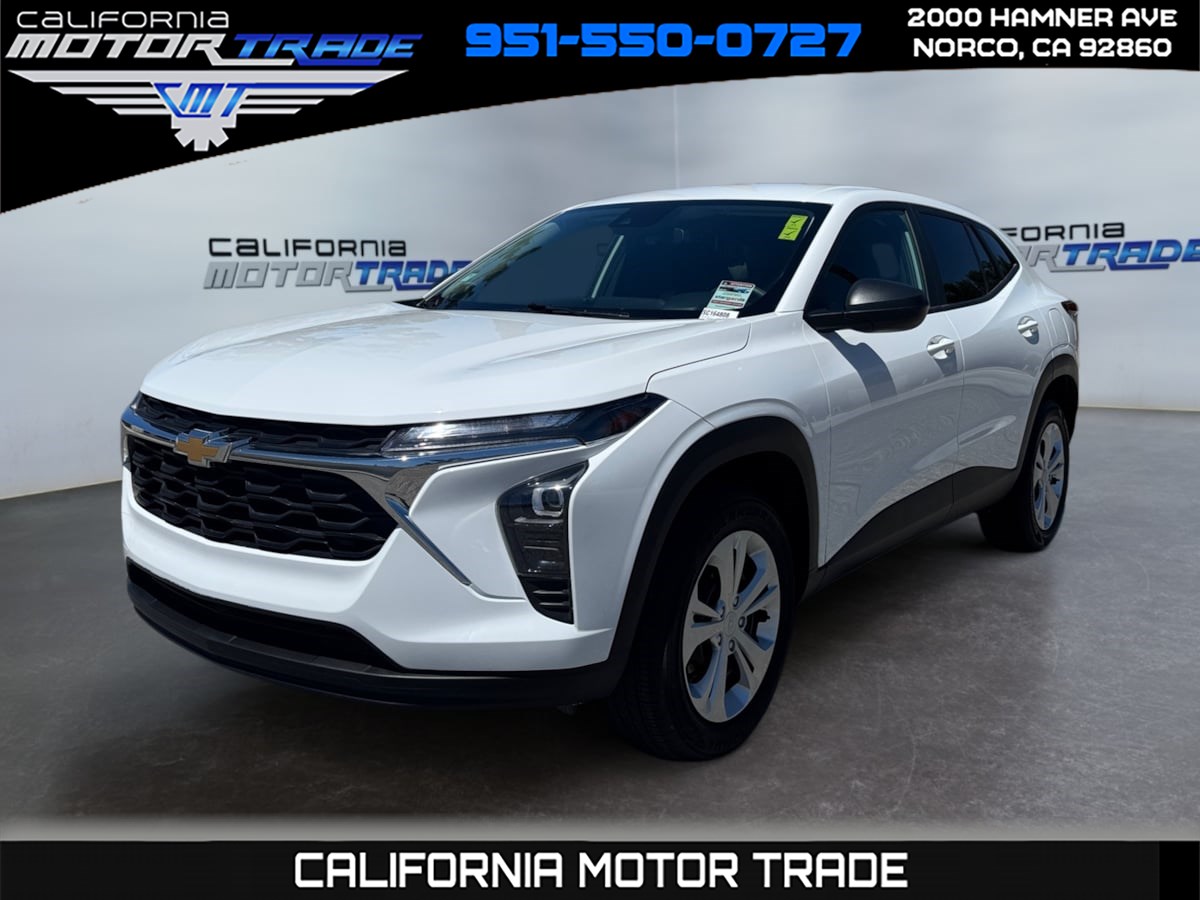 2025 Chevrolet Trax LS's photo