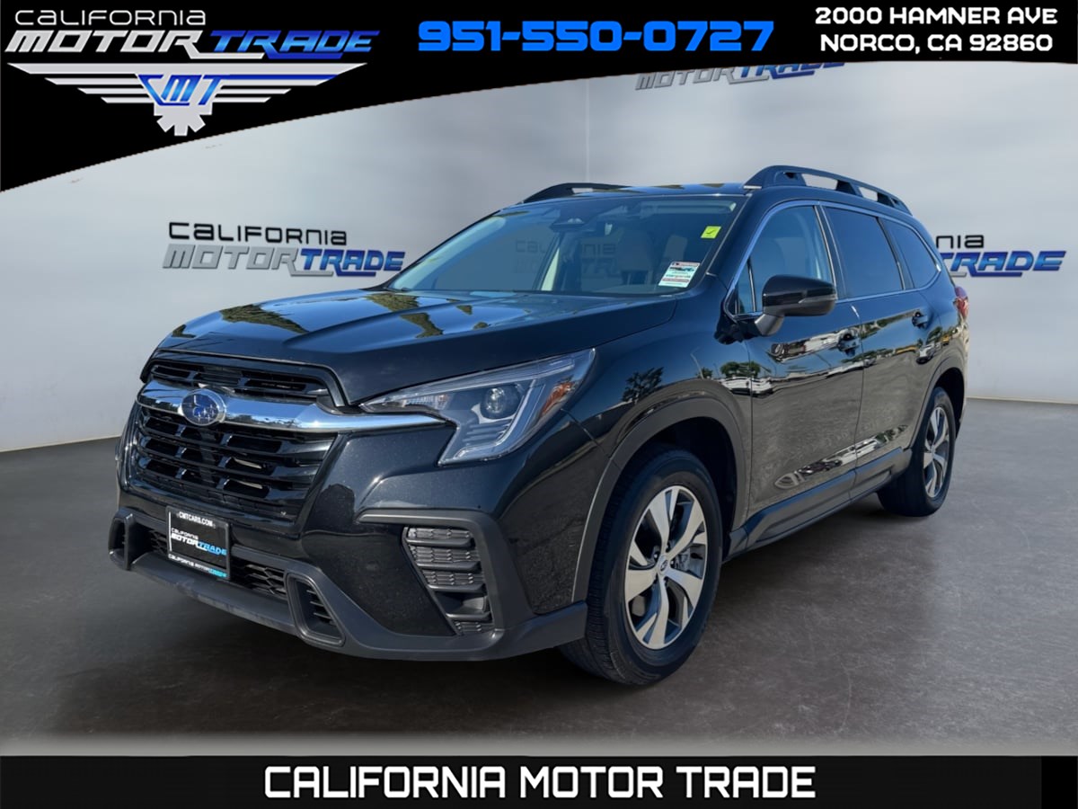 2023 Subaru Ascent Premium 7 Passenger's photo
