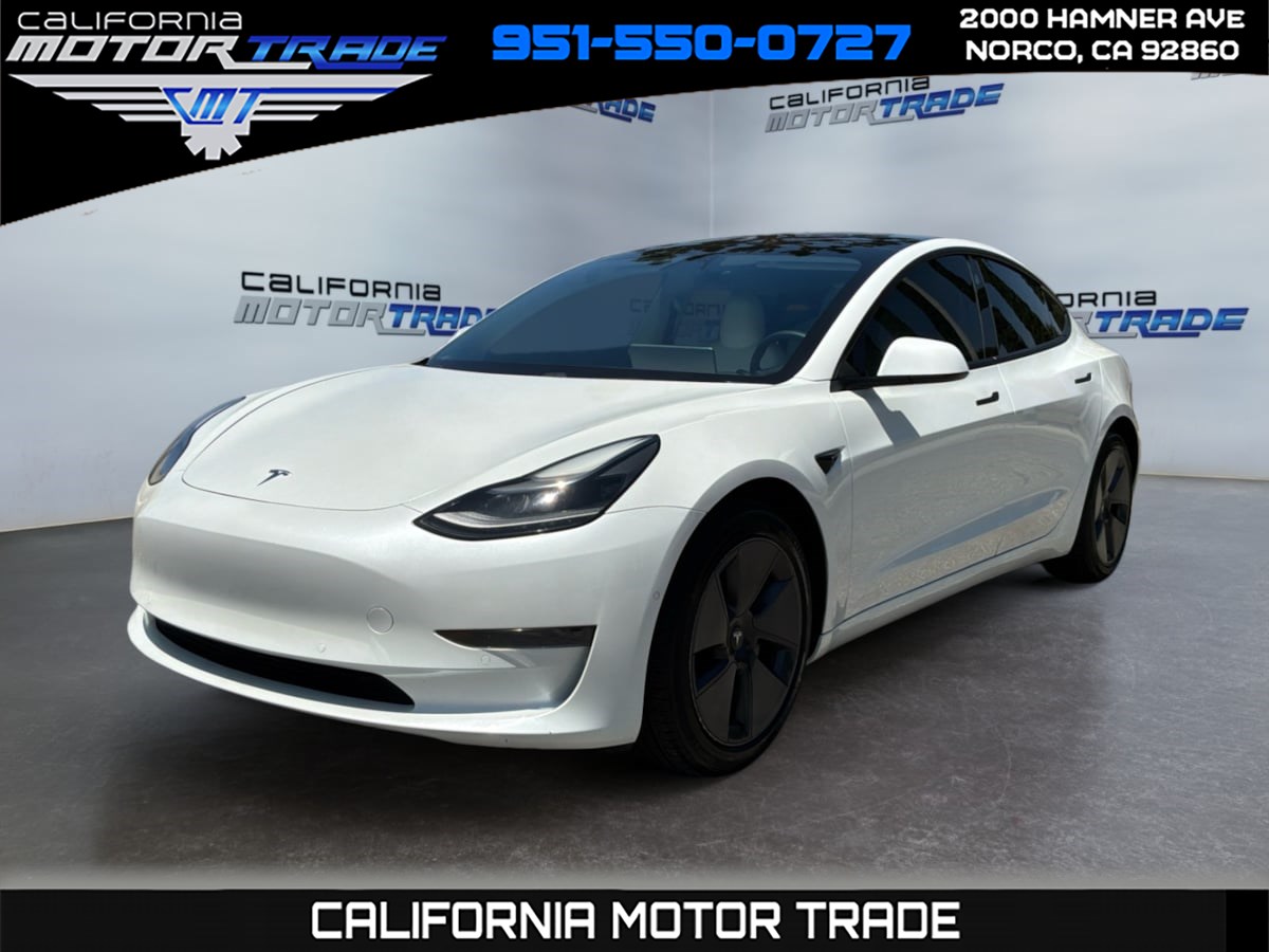 2021 Tesla Model 3 Standard Range Plus's photo